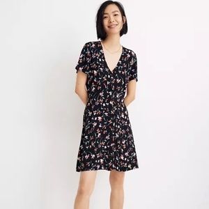 Madewell V-Neck Button-Front Mini Dress. Size 14.